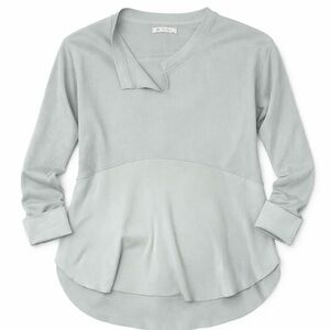 We The Free Light Gray Long Sleeve Top
